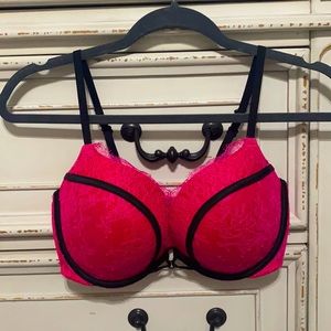 Victoria’s Secret Lacy Bra